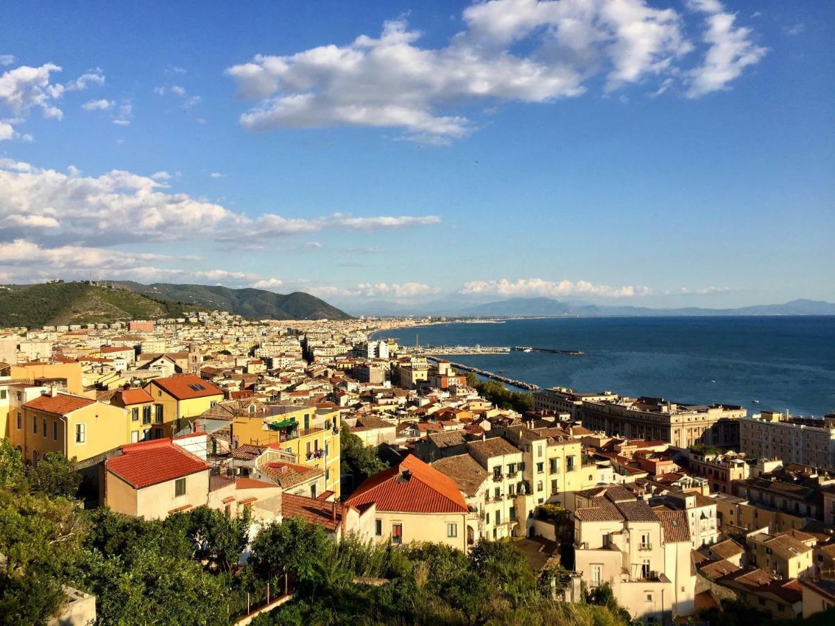 Casa Vacanze Seahorse Salerno Dış mekan fotoğraf